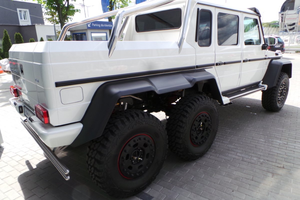 For Sale : Mercedes G63 AMG 6×6 by Duda-Cars S.A.