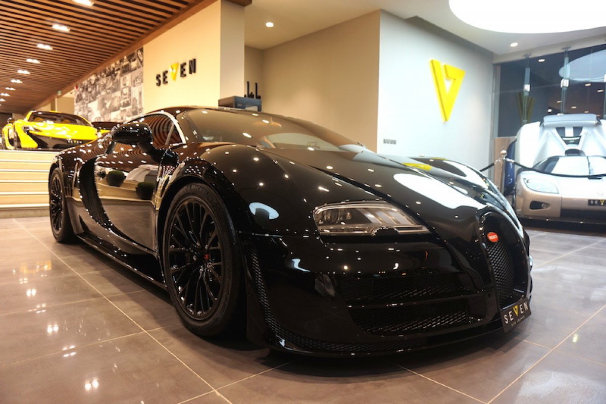 For sale : Bugatti Veyron Super Sport by Seven Car Lounge.