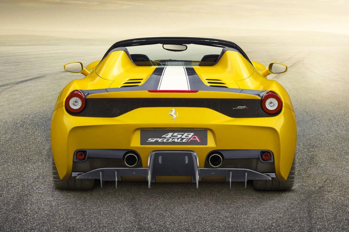 Official: Ferrari 458 Speciale Aperta.