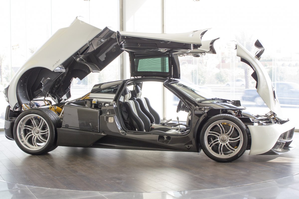 For Sale : Pagani Huayra by Seven Car Lounge.