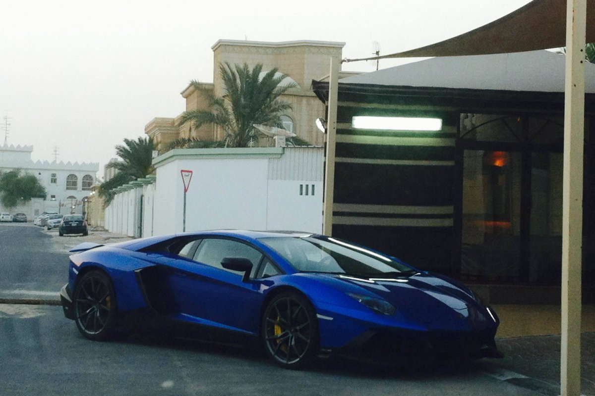 Blue Lamborghini Aventador LP 720-4 50° Anniversario in Qatar.