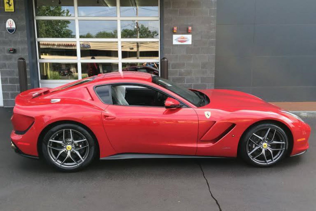 Ferrari SP America : unique aussi.