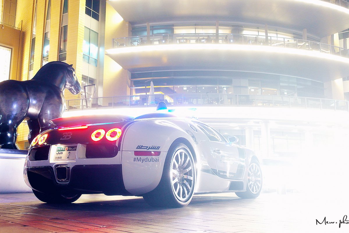 Bugatti Veyron 16.4 Police in Dubai.