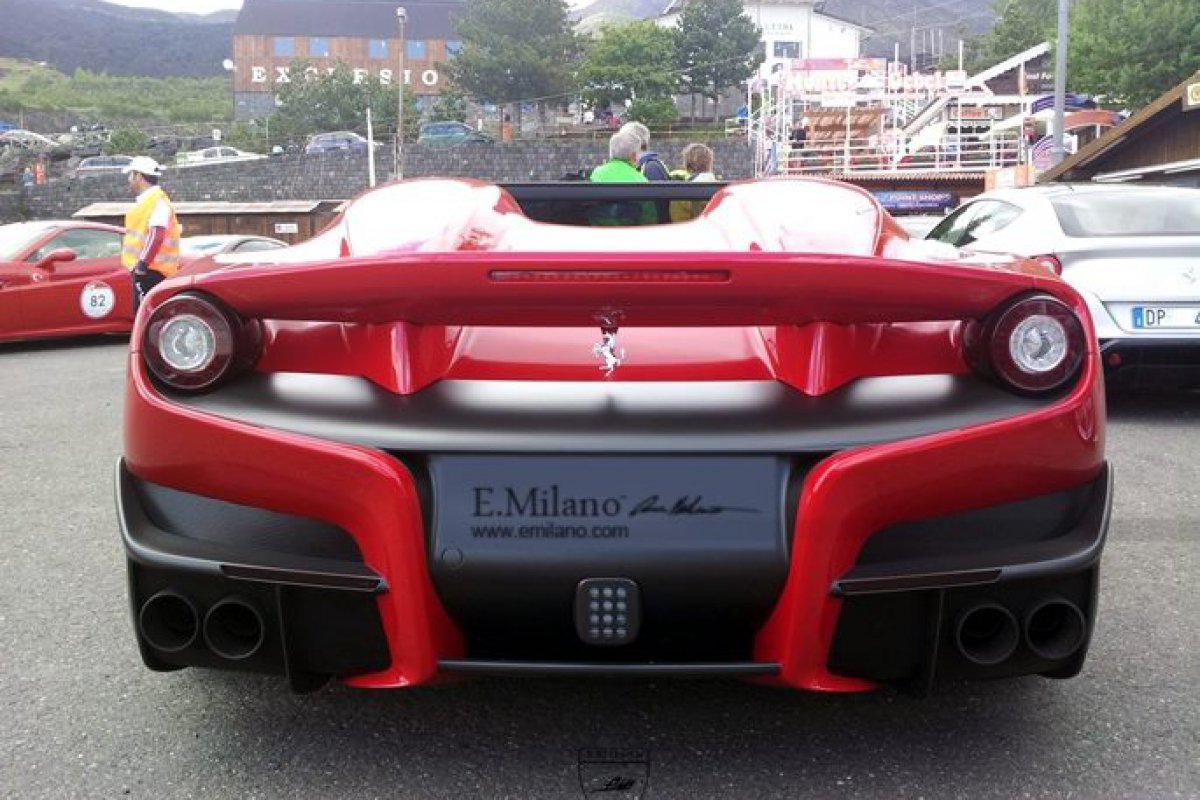 Ferrari F12 TRS : Une Ferrari à 4,2 millions de dollars.