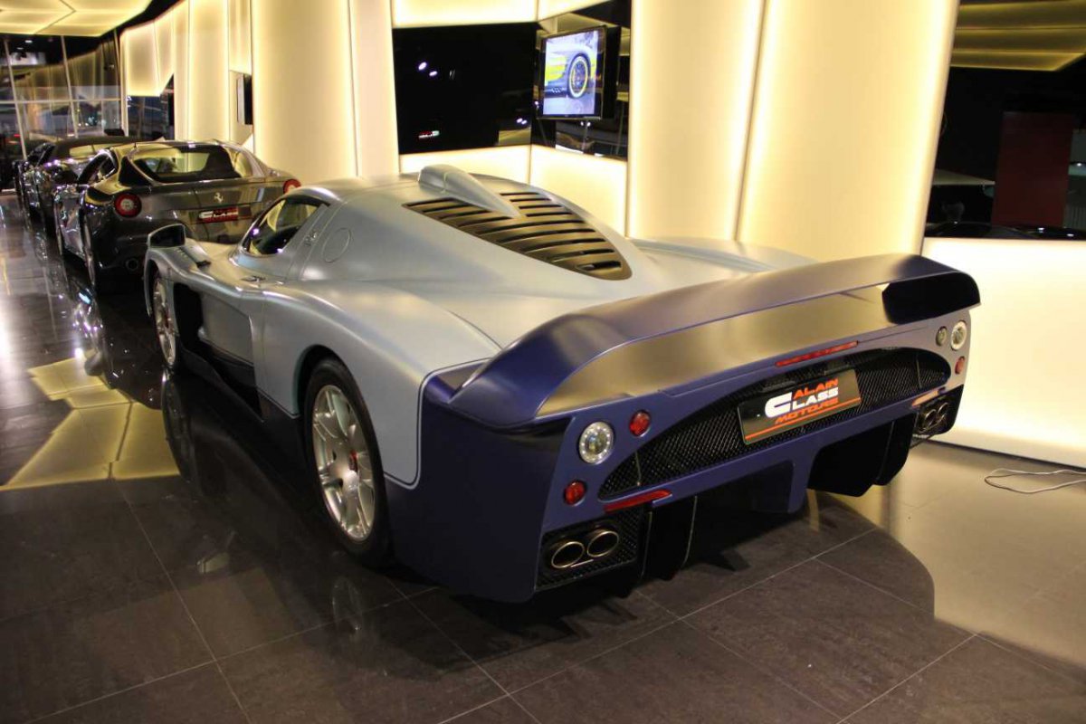 Al Ain Class Motors : Maserati MC12 "Dark Blue".