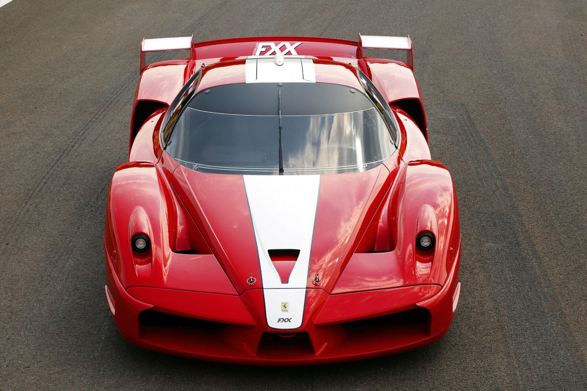Ferrari FXX "Evolution package" à vendre - $2,190,000.