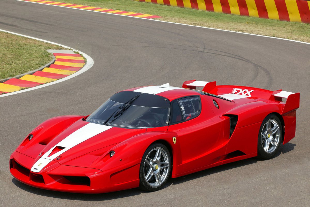 Ferrari FXX "Evolution package" à vendre - $2,190,000.