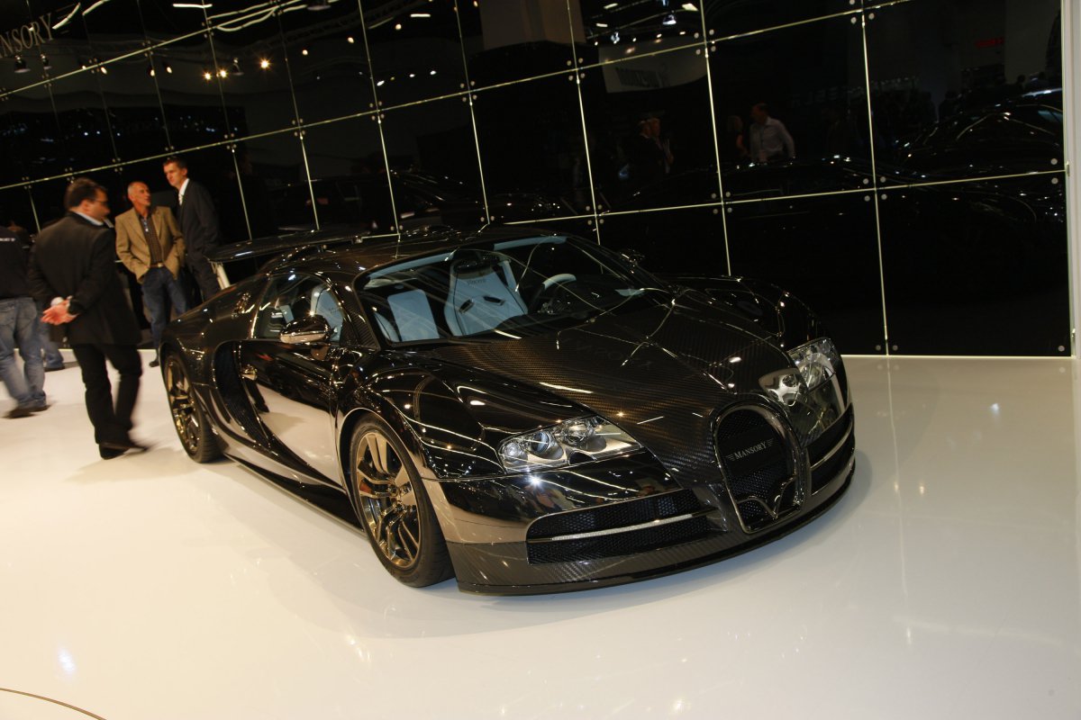 Genève 2009 : Bugatti Veyron Linea Vincero par Mansory. 
