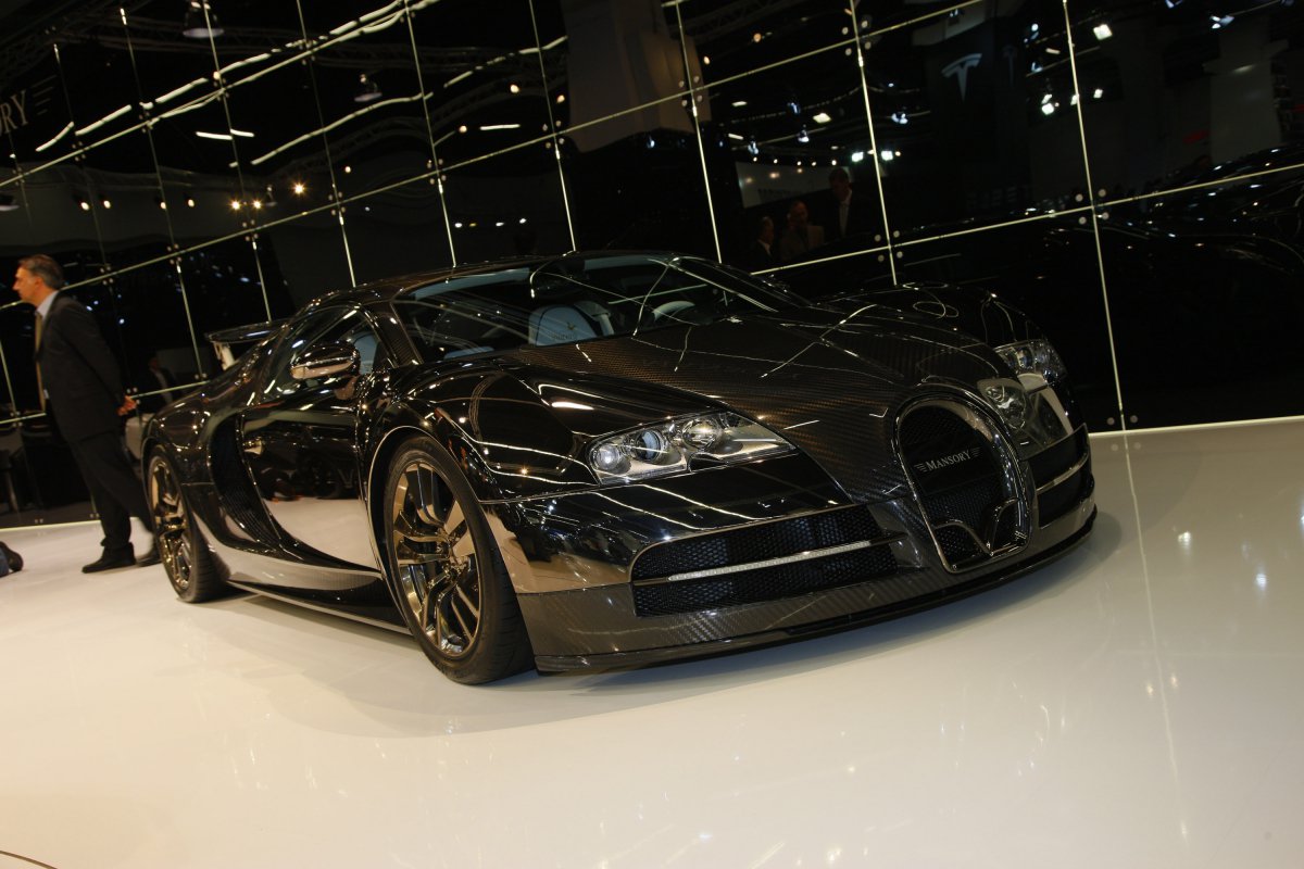 Genève 2009 : Bugatti Veyron Linea Vincero par Mansory. 