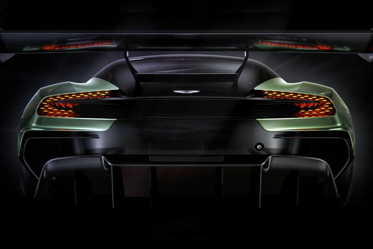 Salon de Genève - Plus de 800 chevaux  pour l’Aston Martin Vulcan