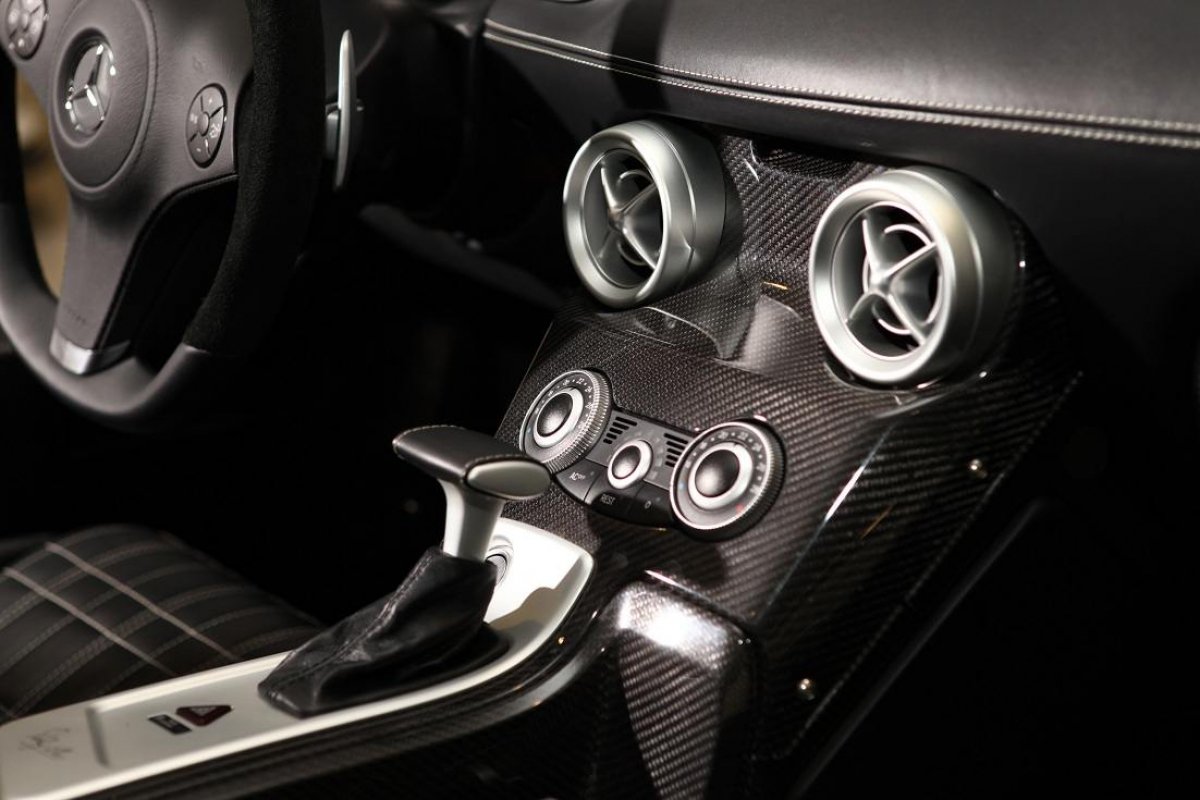 For Sale : Mercedes SLR McLaren Stirling Moss