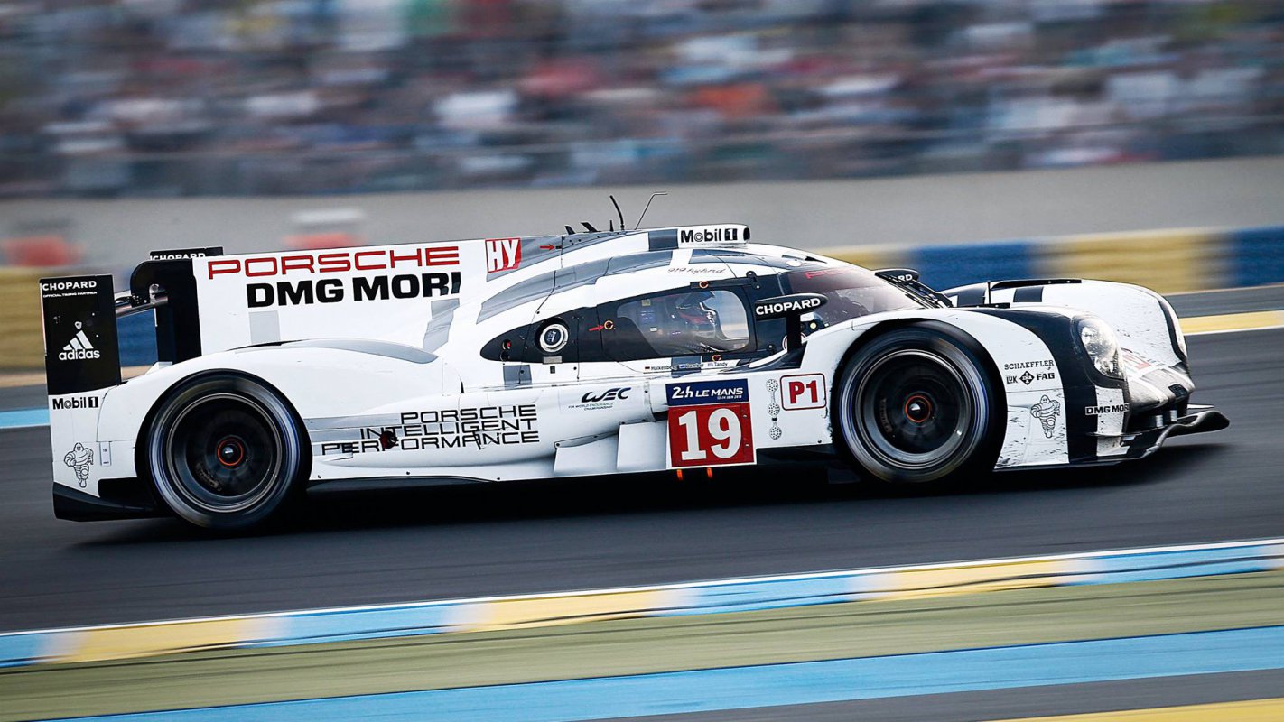 Porsche remporte les 24 Heures du Mans.