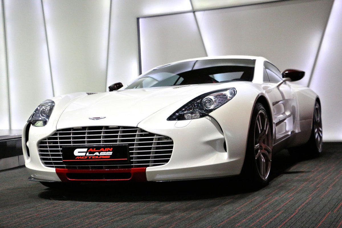 For Sale : Aston Martin One-77