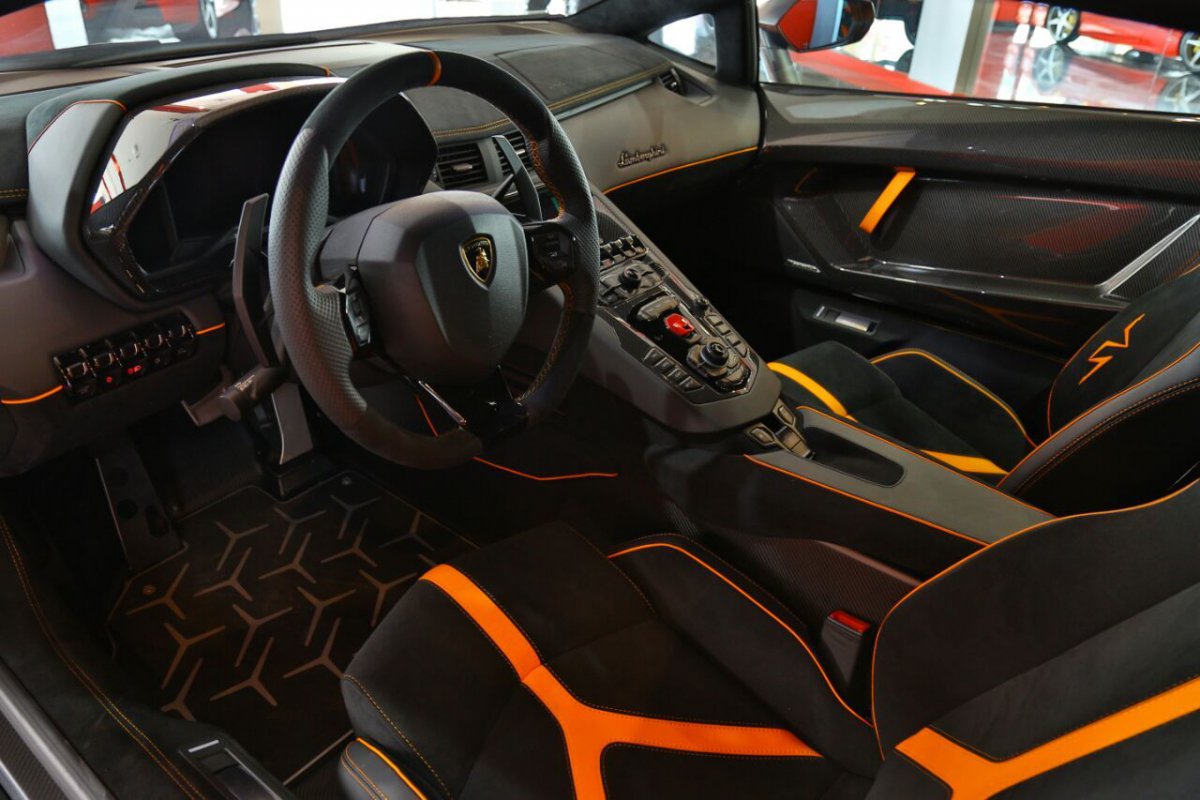 For Sale : Lamborghini Aventador LP 750-4 Superveloce
