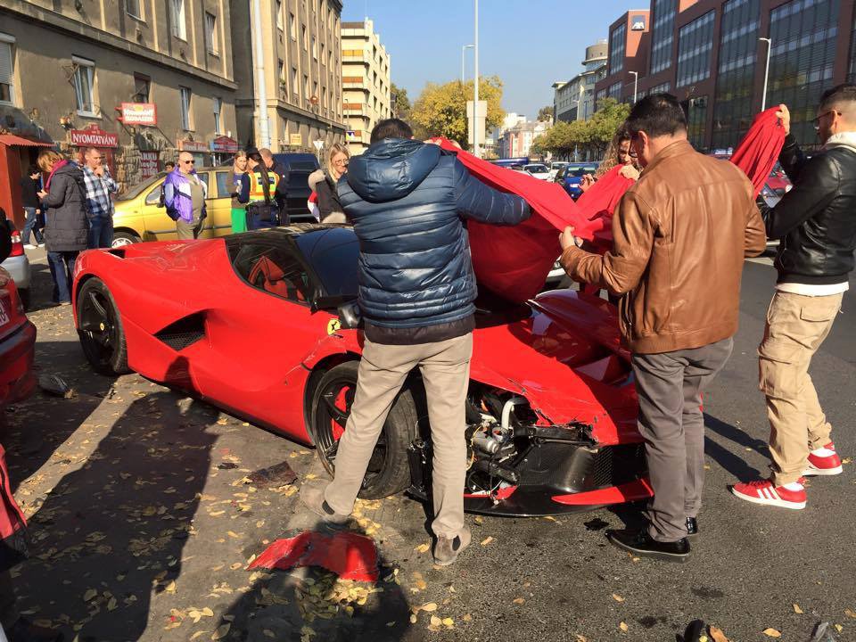 Une Ferrari LaFerrari accidentée en Hongrie