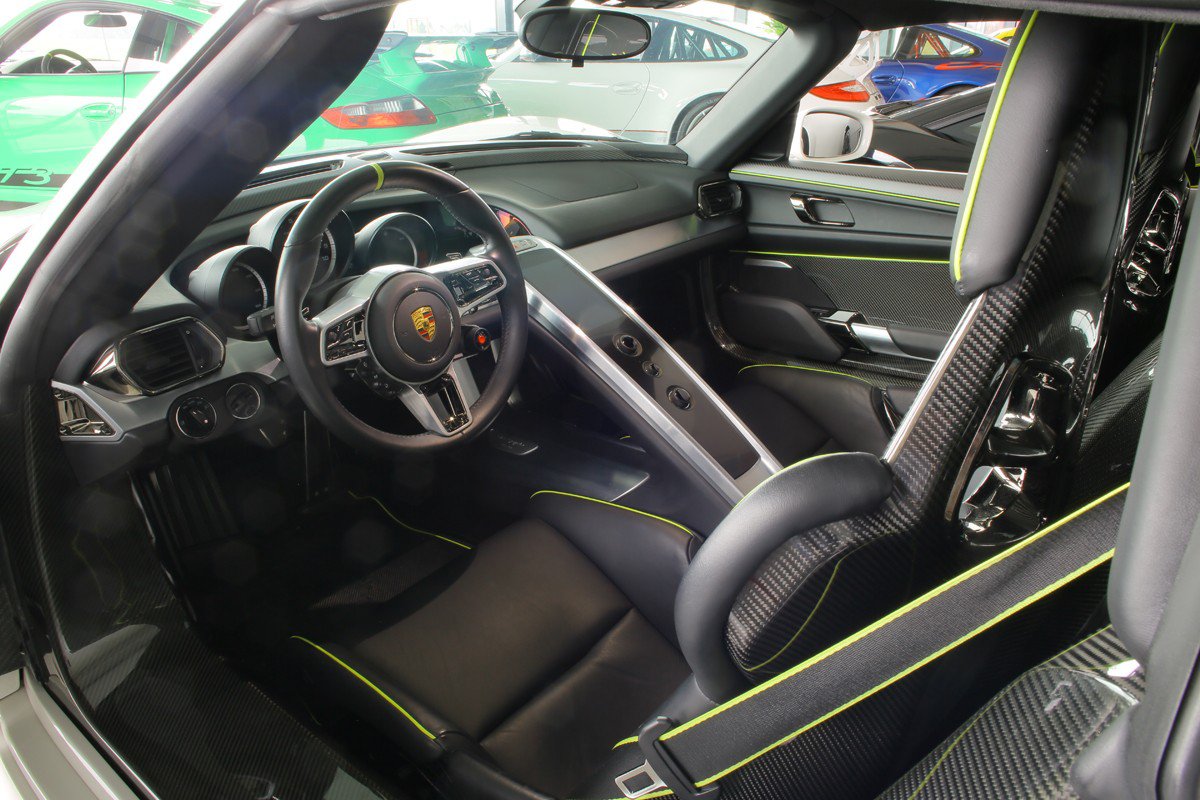 For Sale : Porsche 918 Spyder - 2014