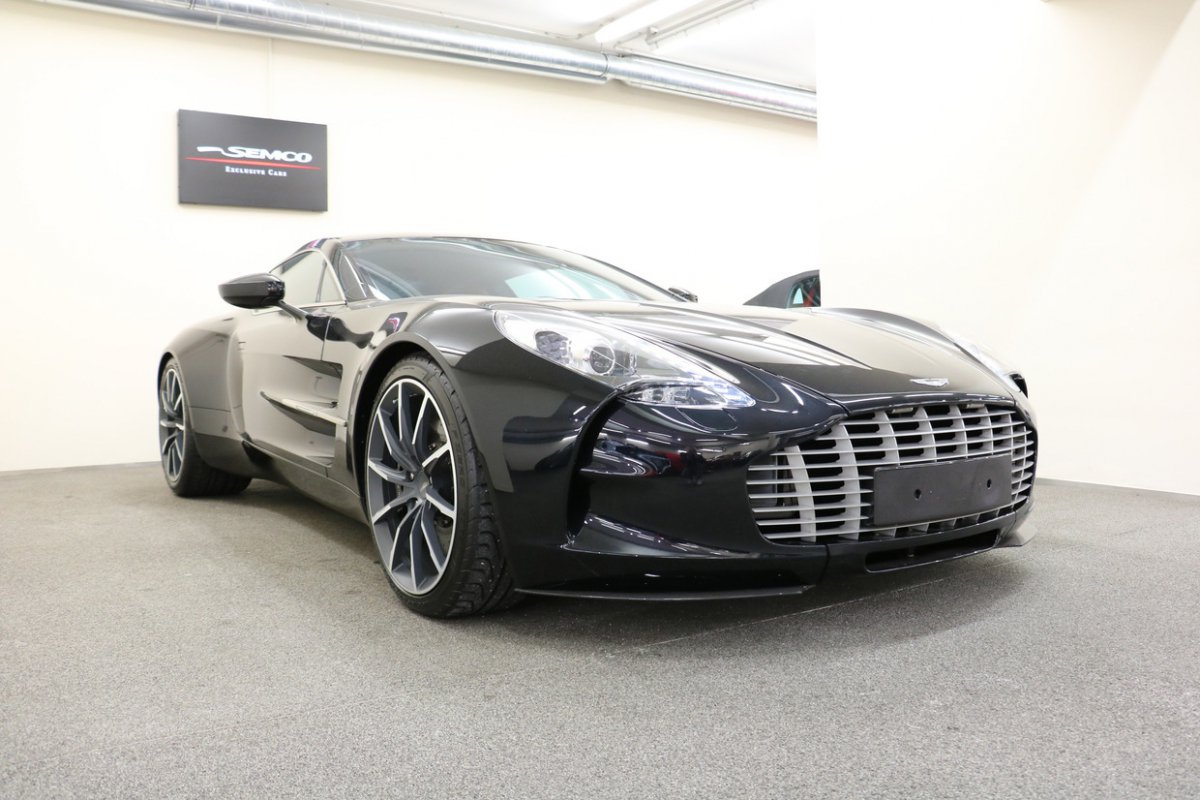 For sale : Aston Martin One- 77