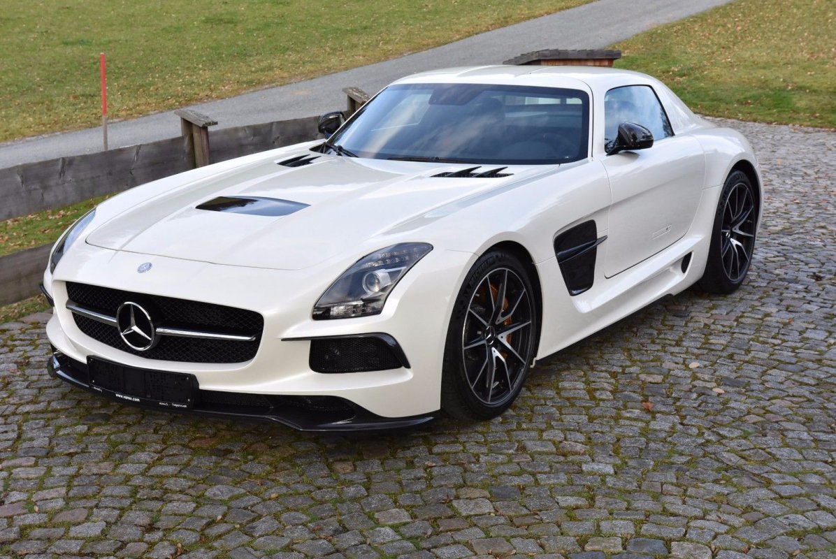 Mercedes-Benz SLS AMG Coupe Black Series - for sale