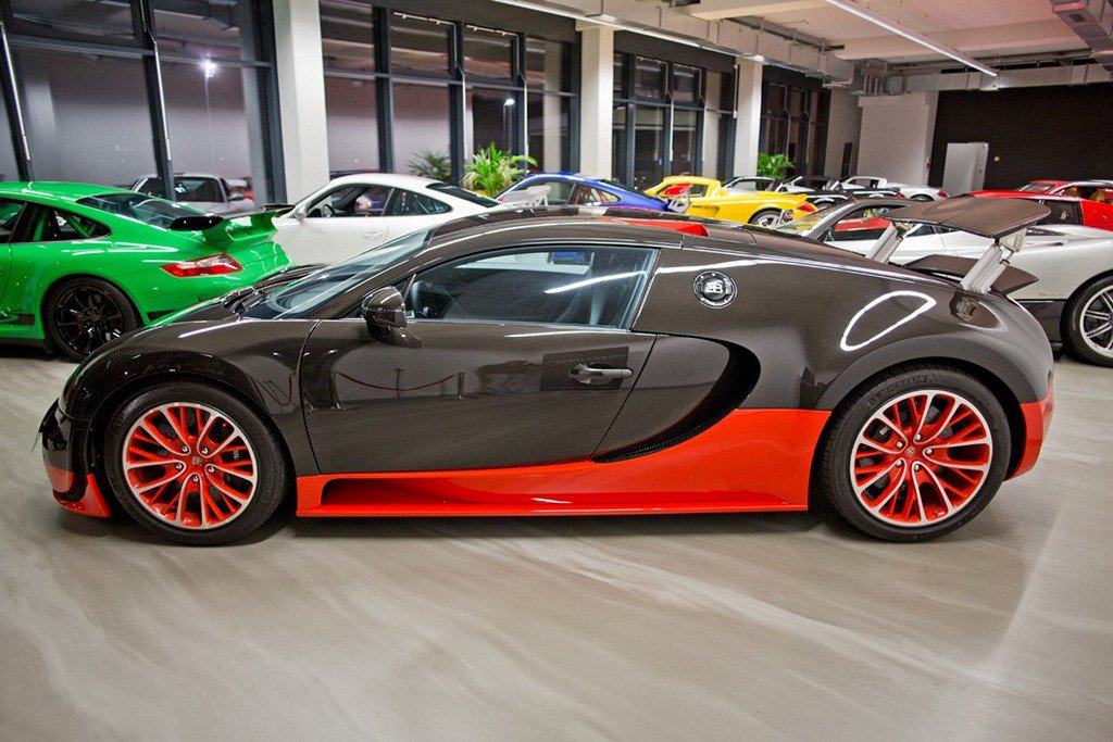 For sale : Bugatti Veyron 16.4 Super Sport