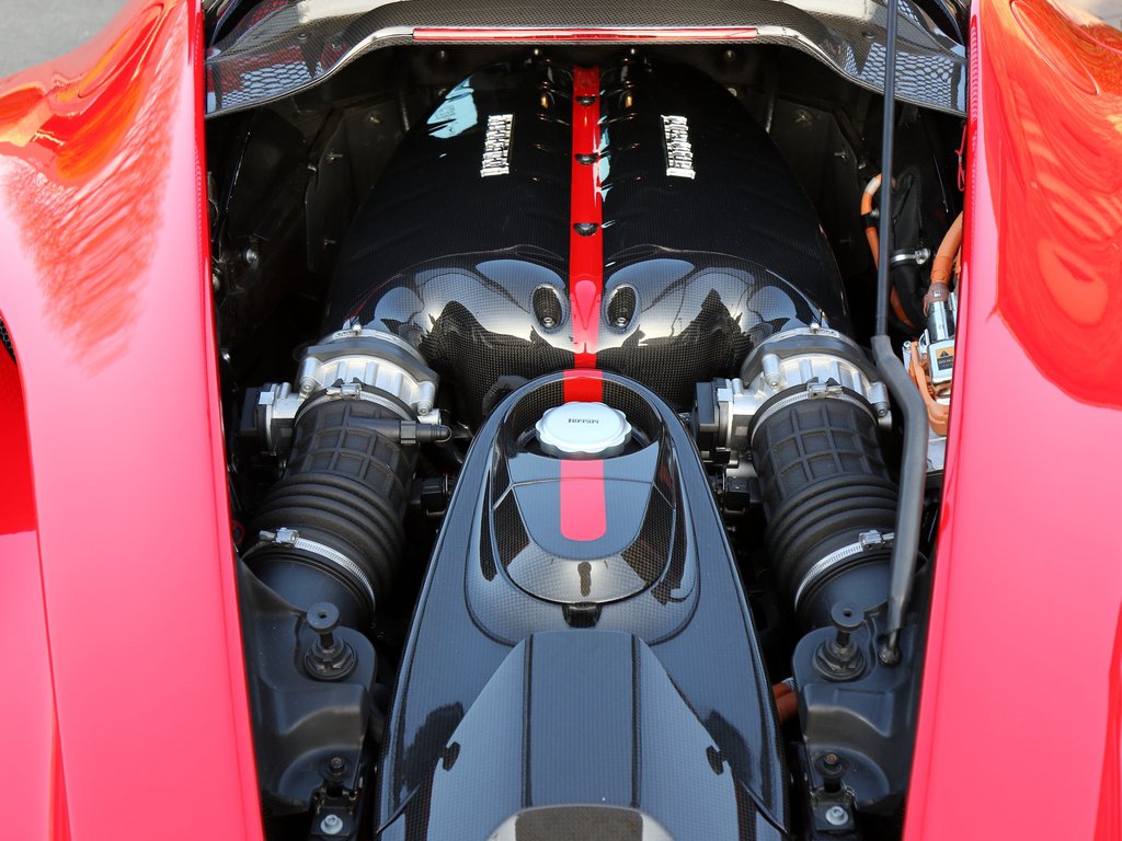 Tom Hartley  : Ferrari LaFerrari 