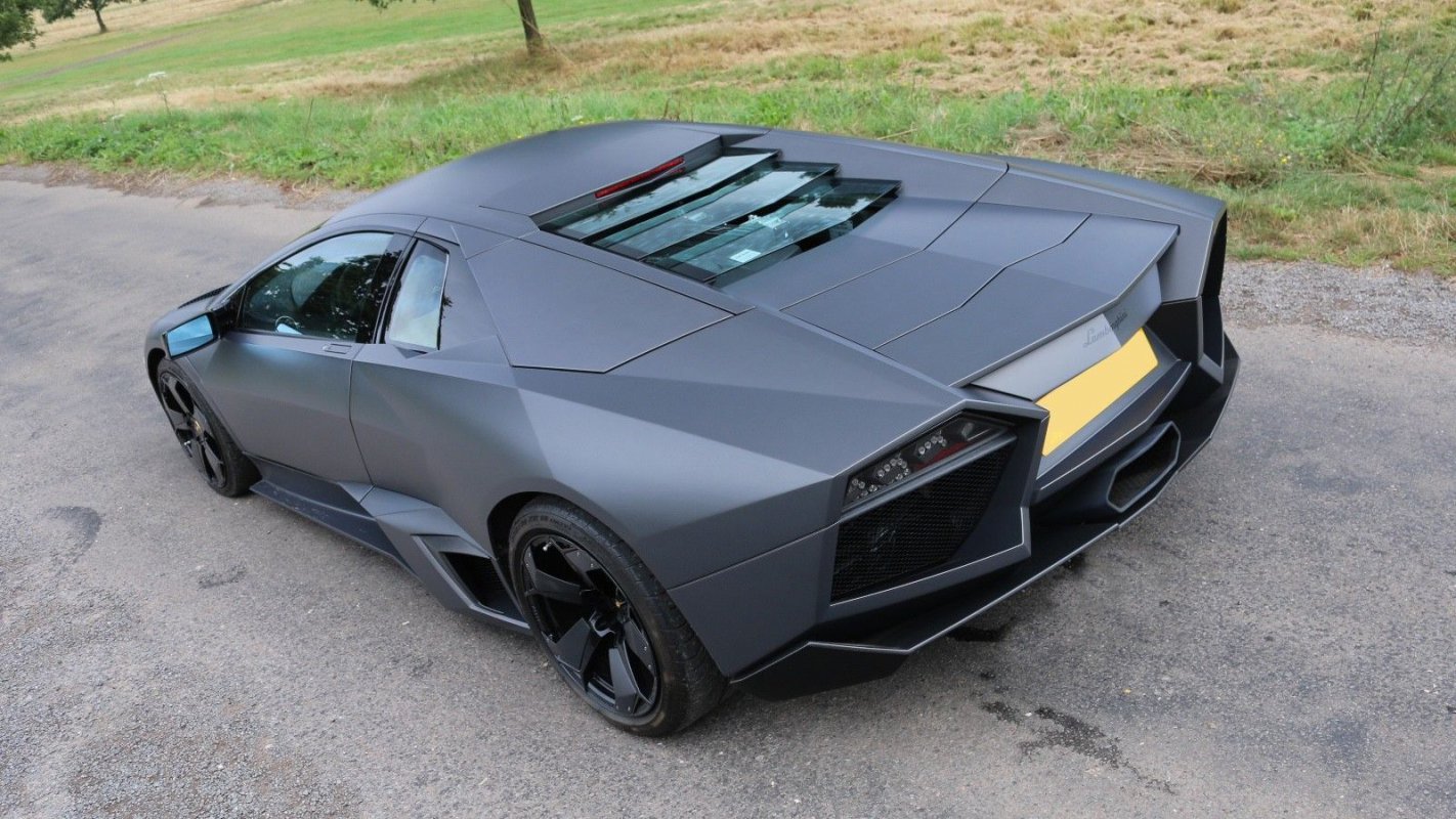 SuperVettura : Lamborghini REVENTON