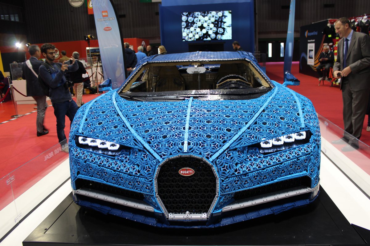 Mondial de l'Auto 2018 : Bugatti Chiron en briques Lego 