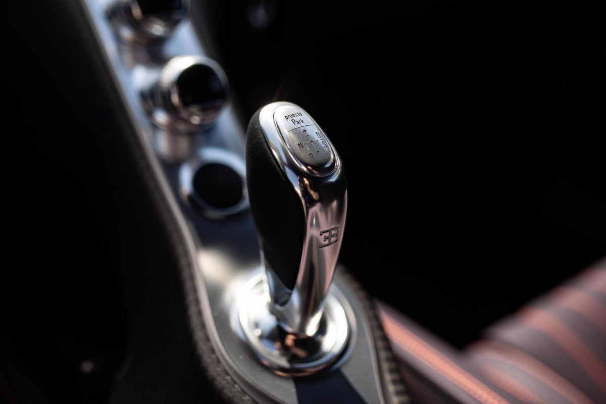 International Collectables : Bugatti Chiron Sport 110 ans 
