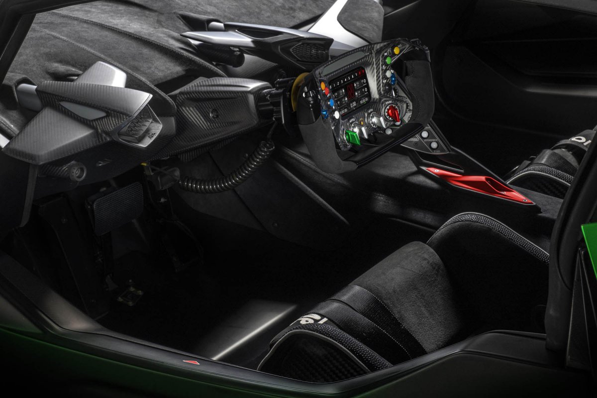 Lamborghini Essenza SCV12 : Une Hypercar dédiée au circuit.